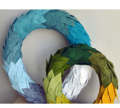Quirky DIY Christmas Wreaths Quirky DIY Christmas Wreaths
