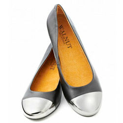 meg ballet flat