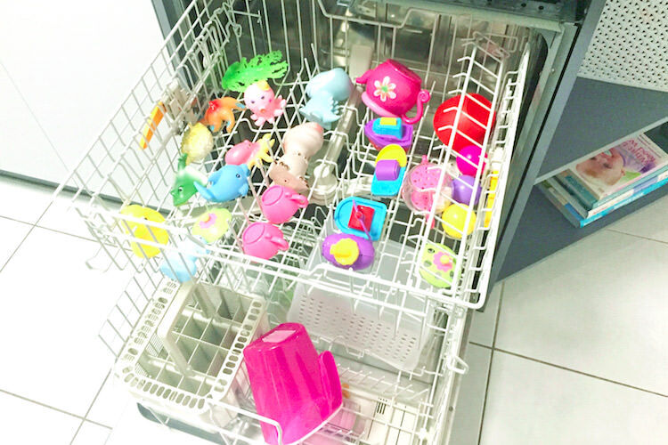 toy dishwashers