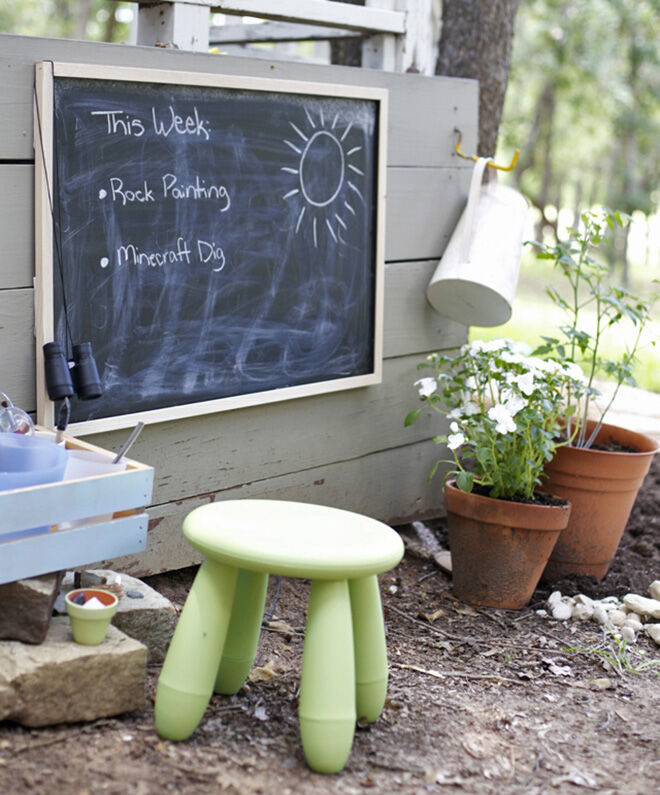 19 DIY backyard play spaces kids will LOVE!