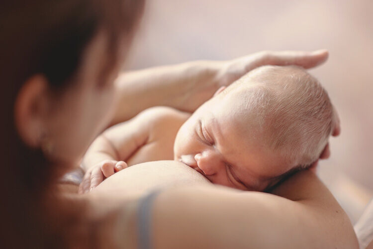 baby hands closed hungry