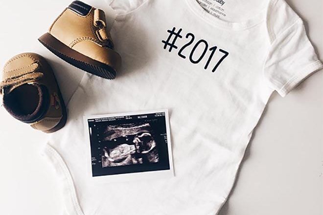 onesie pregnancy announcement idea