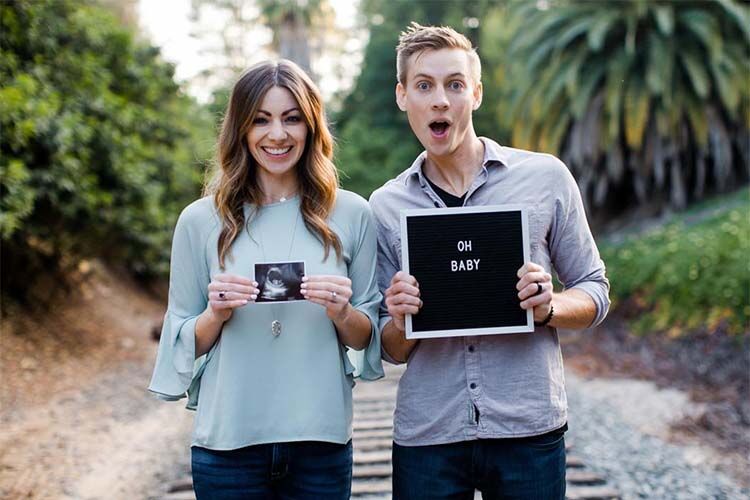 Download Baby on board! 15 super cute pregnancy announcement ideas ...