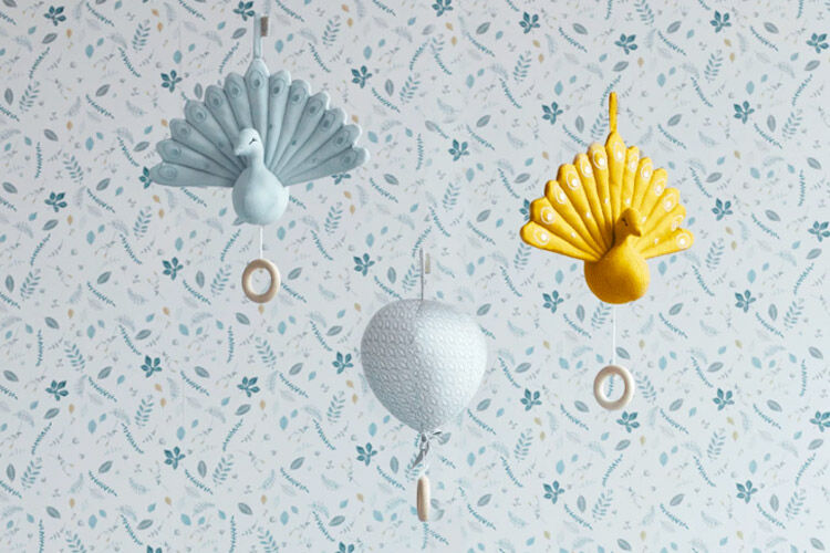 best cot mobiles 2018