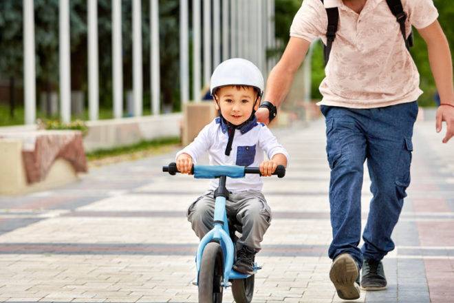 teach kid how to ride bike