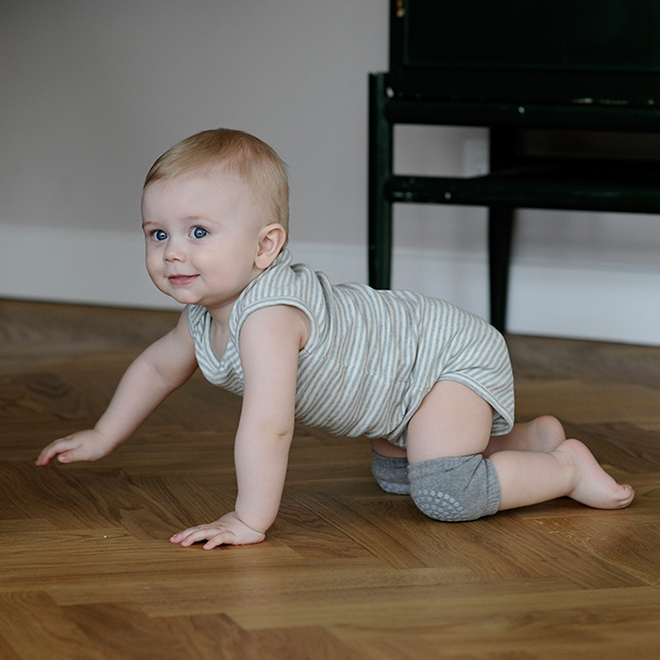 diy baby knee pads for crawling