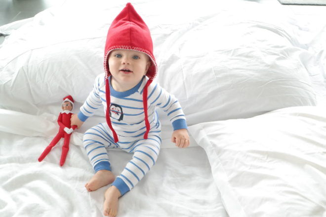 PERSONALISED BABY/'s 1st CHRISTMAS eve toddler pyjamas set milestone Santa Sleigh