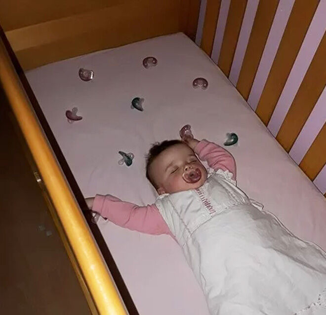 stop baby losing dummy at night 