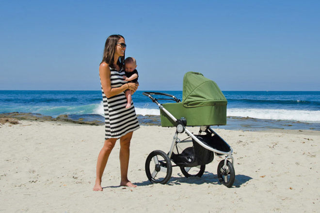 Bumbleride Speed pram goes on beach