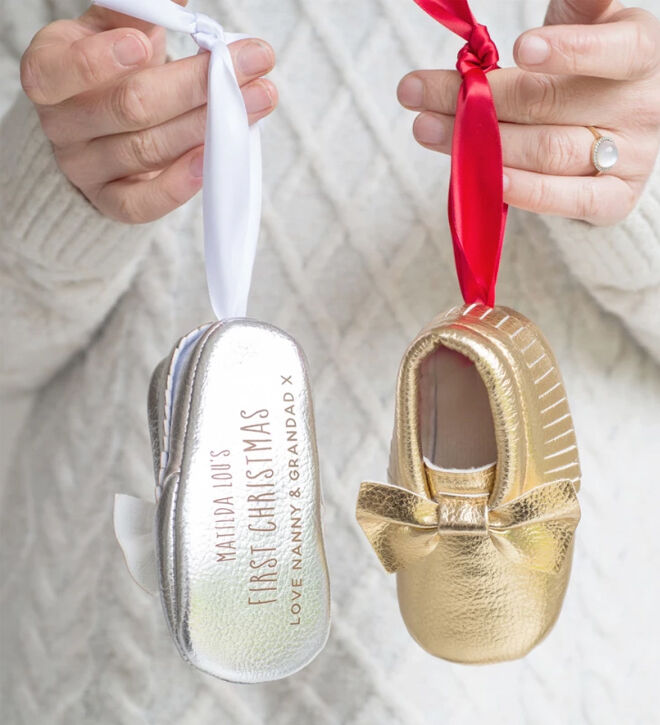 12 adorable baby's first Christmas decorations