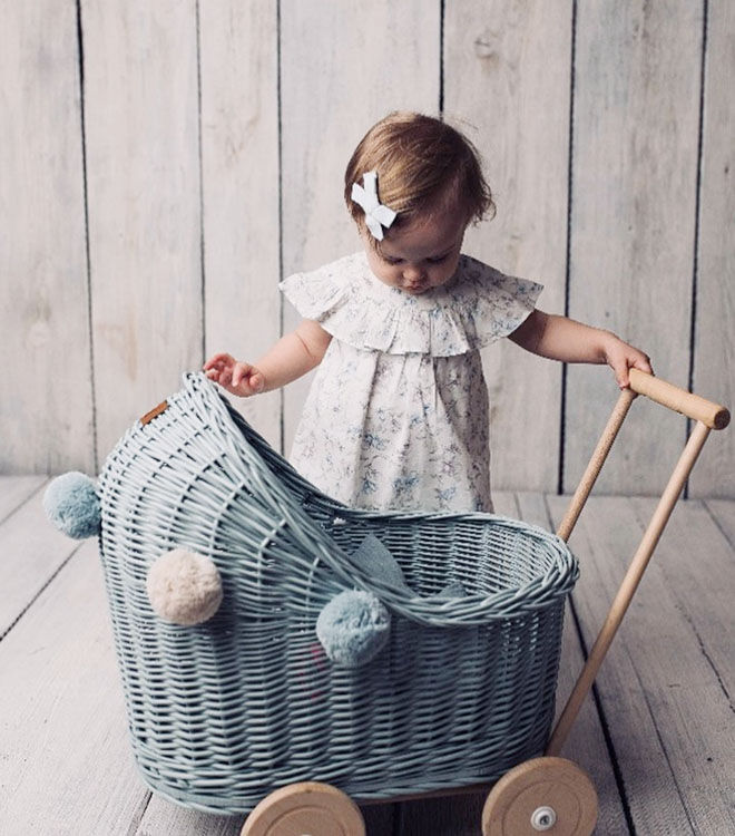 lilu wicker pram