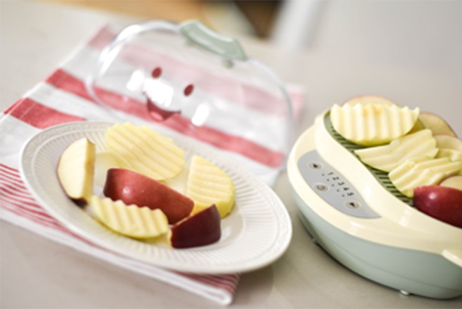 Crinkle cut baby finger food