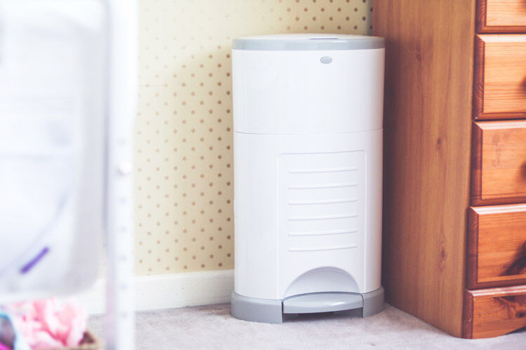 The 4 best nappy bins for baby's nursery Mum's Grapevine