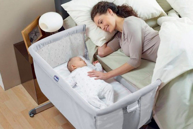 bassinet with drop down side