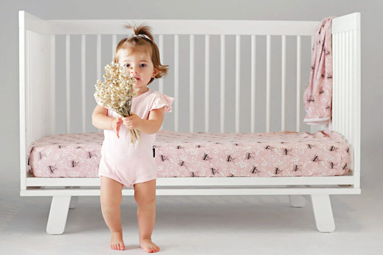 14 best baby cot sheets to suit every budget | Mum's Grapevine
