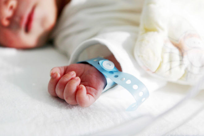 Mum gives birth to baby in her sleep | Mum's Grapevine